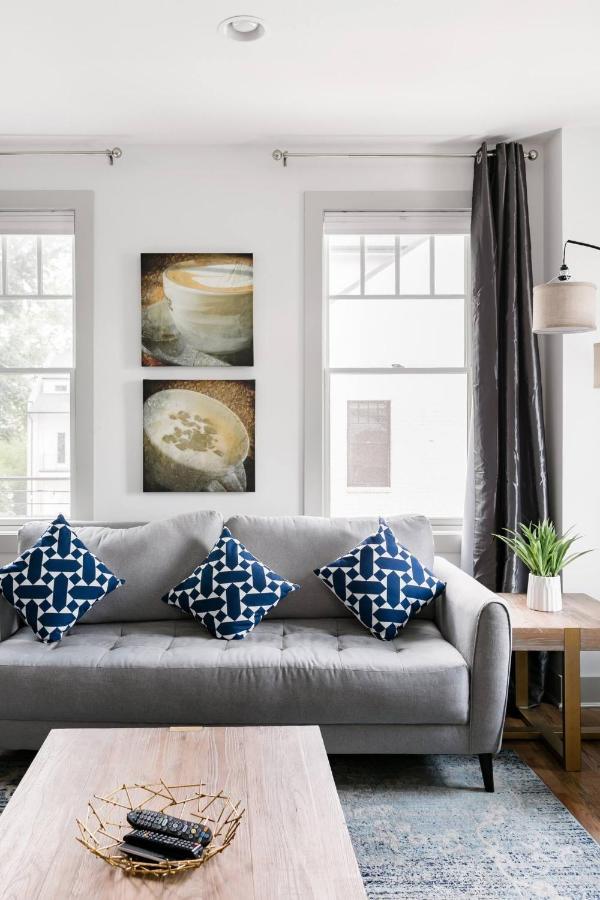 Ferienhaus Brand New Luxury Near Downtown *