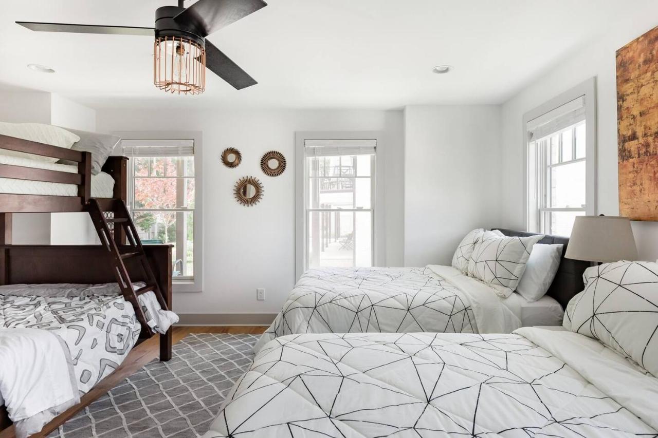 Brand New Luxury Near Downtown Ferienhaus Nashville