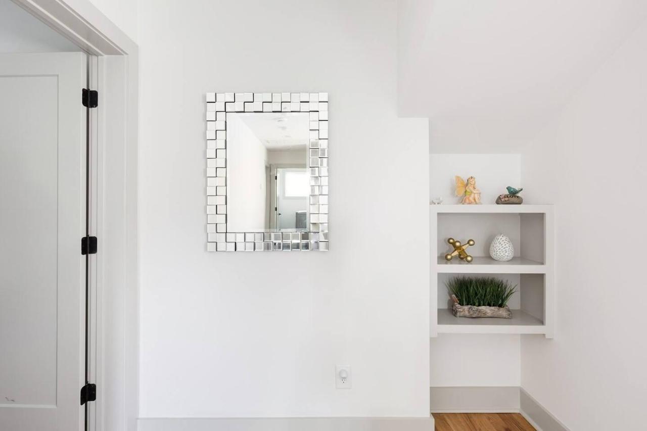 Brand New Luxury Near Downtown Ferienhaus *